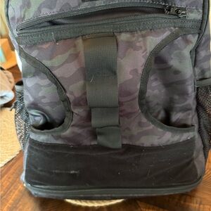 2Pood backpack barely used